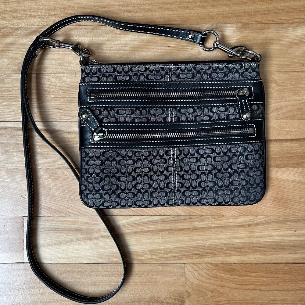 Coach Signature Canvas Crossbody Bag